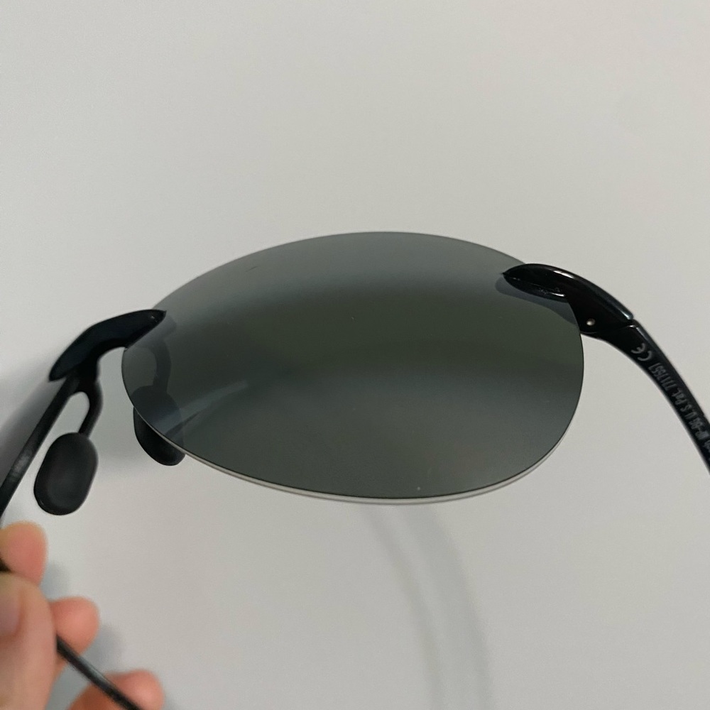 Maui Jims aviator sunglasses - Picture 11 of 13